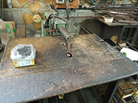 足踏式スポット溶接機