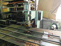 スポット溶接機